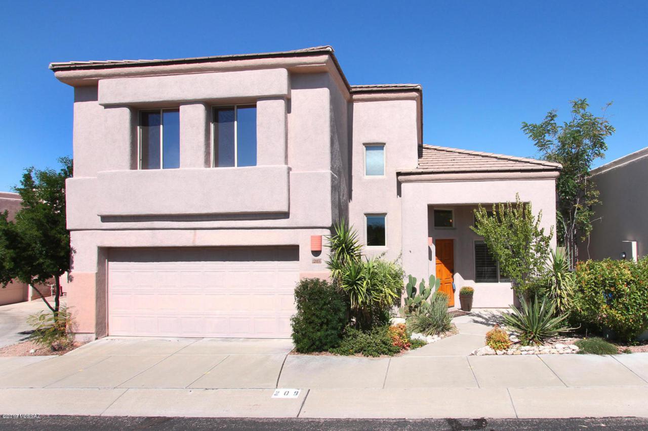 209 Calle Zavala - Photo 1