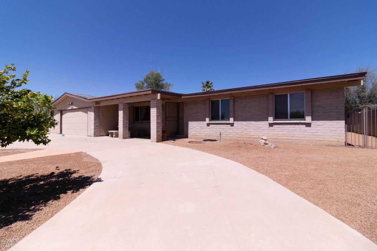 9885 Escalante Road - Photo 1
