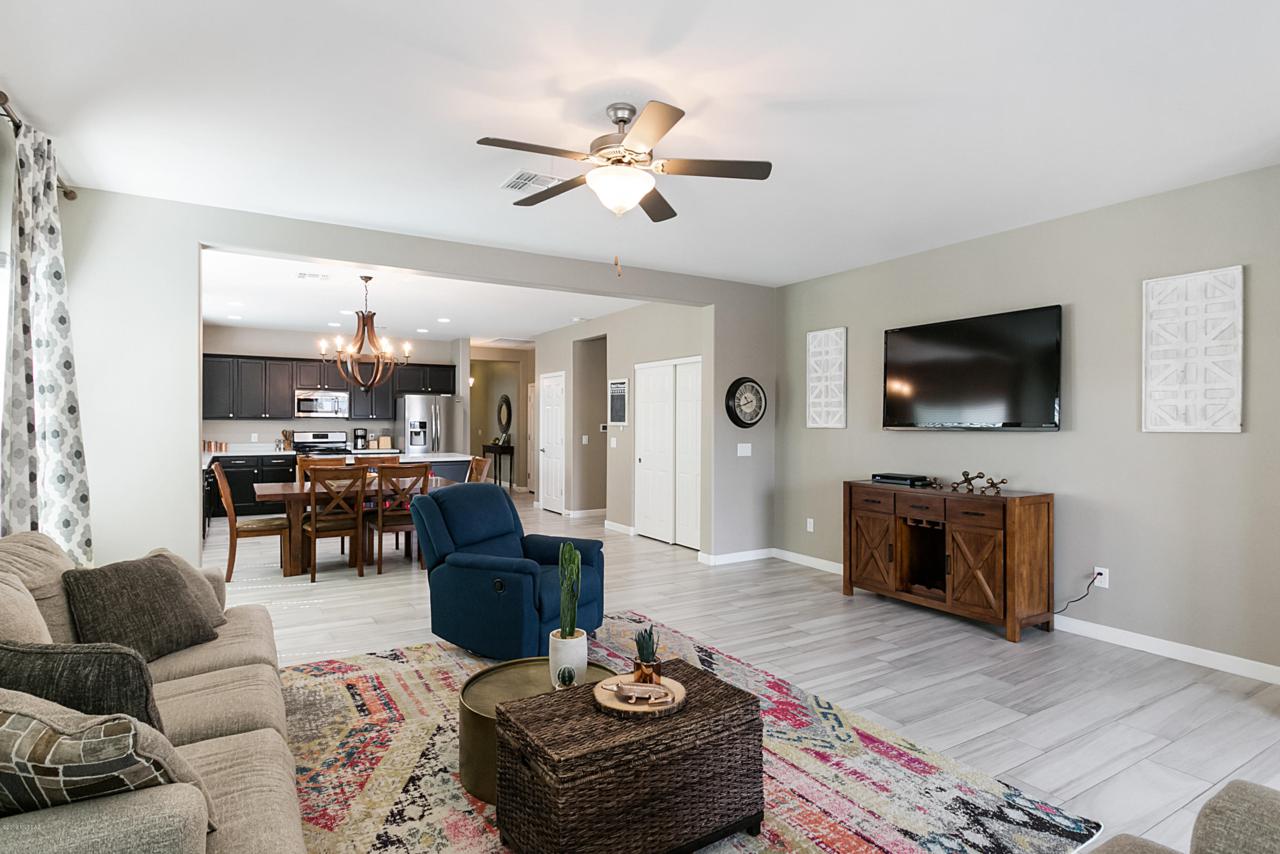 264 Andrew Potter Street - Photo 1