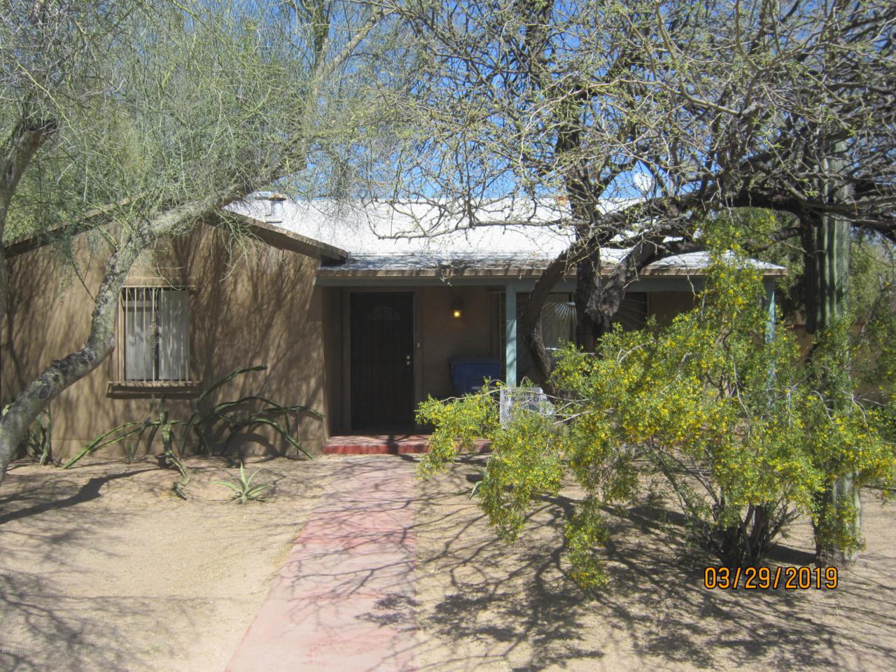 1821 Seneca Street - Photo 1