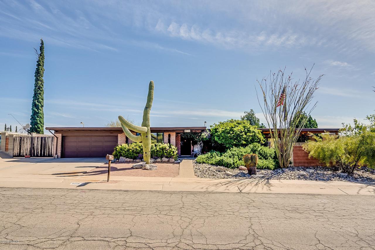 9458 26Th Street - Photo 1