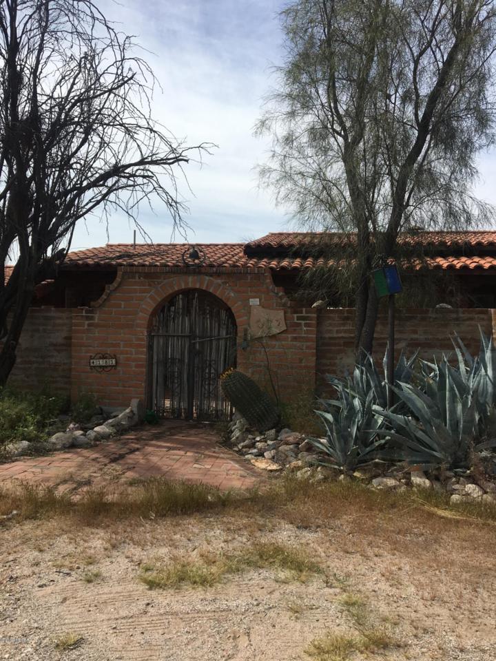 4181 Saranac Drive - Photo 1