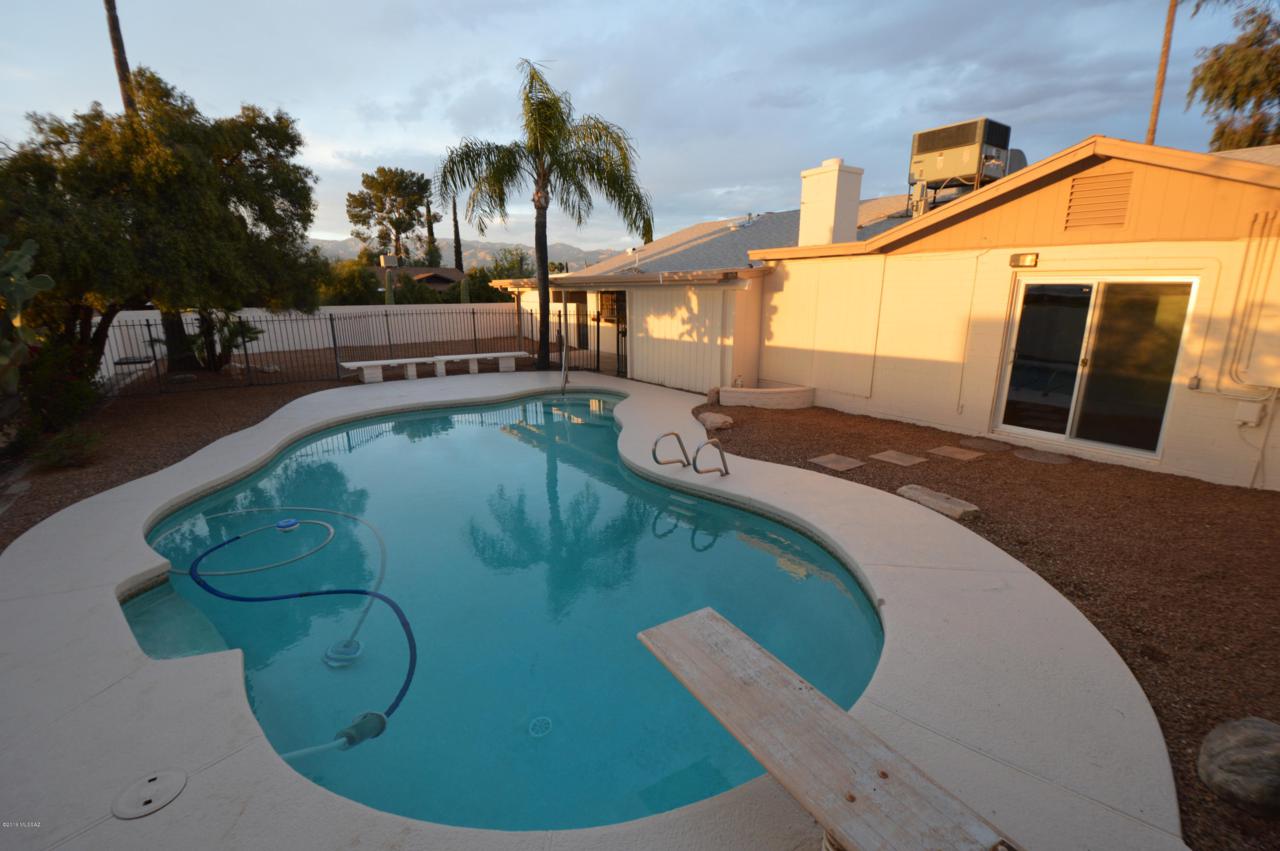 641 Bamboo Avenue - Photo 1
