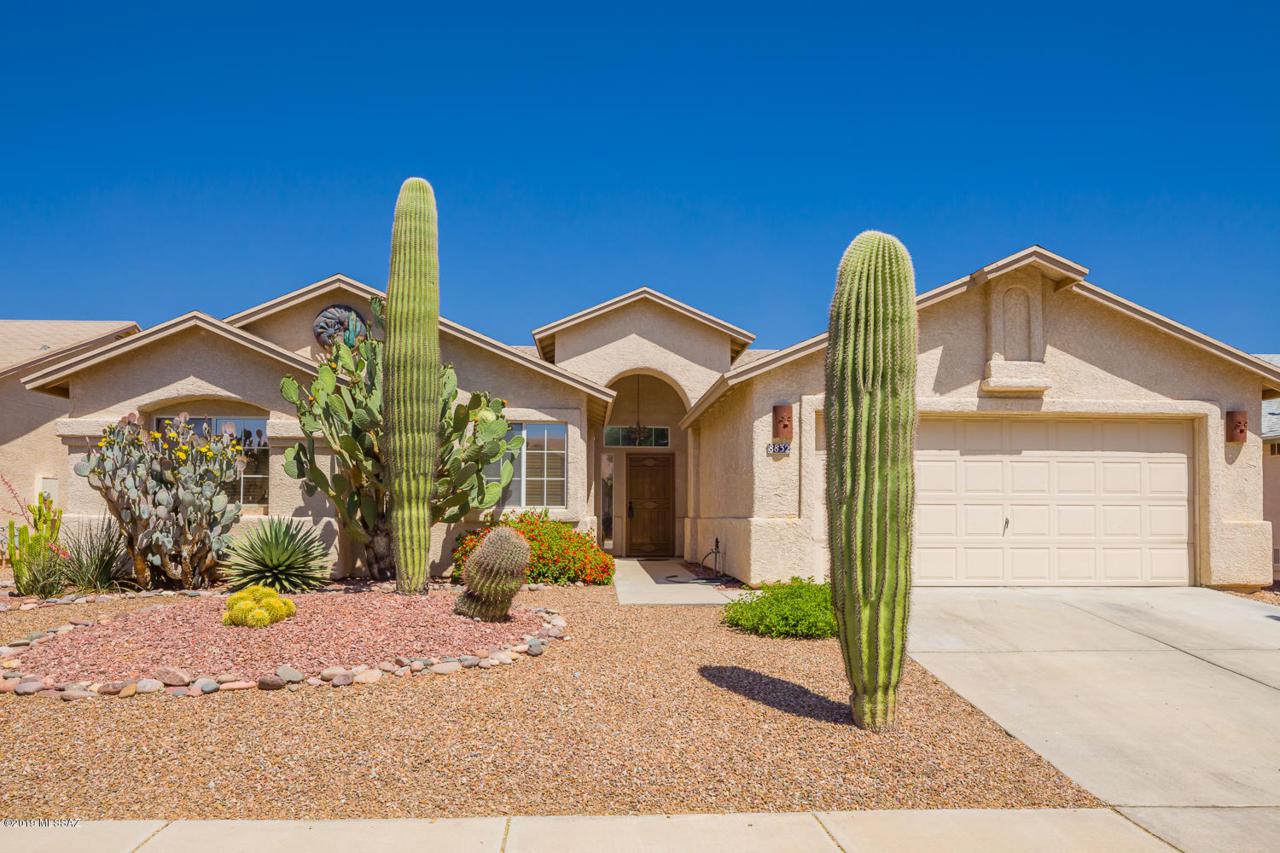 8832 Bottlebush Lane - Photo 1