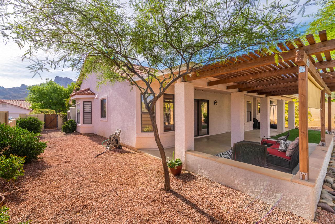 9961 Hillview Drive - Photo 1