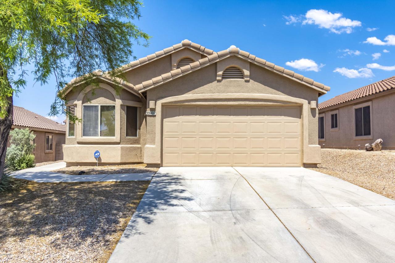 39407 Cinch Strap Place - Photo 1