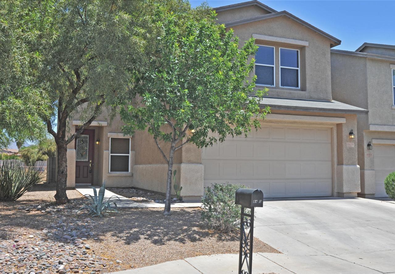 8470 Avenida De La Bellota - Photo 1