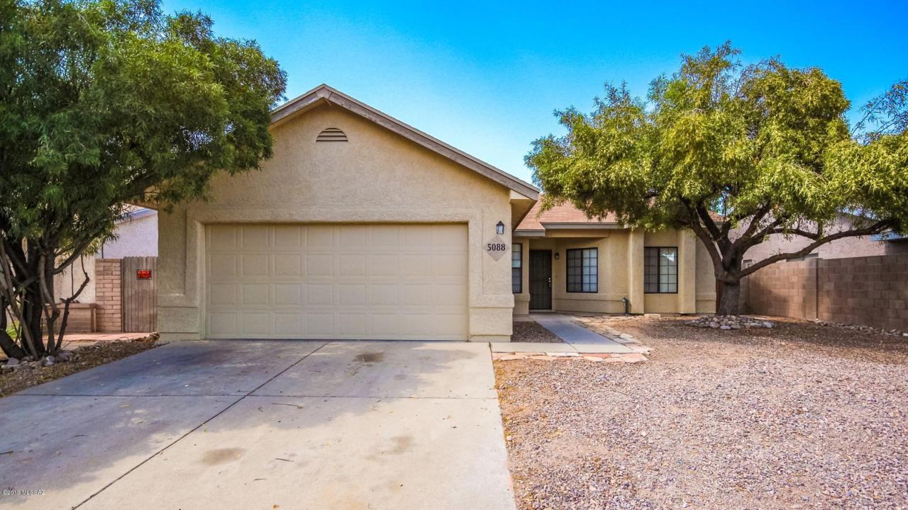 5088 Condor Drive - Photo 1