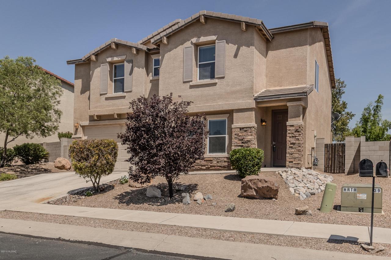 5447 Copperhead Drive - Photo 1
