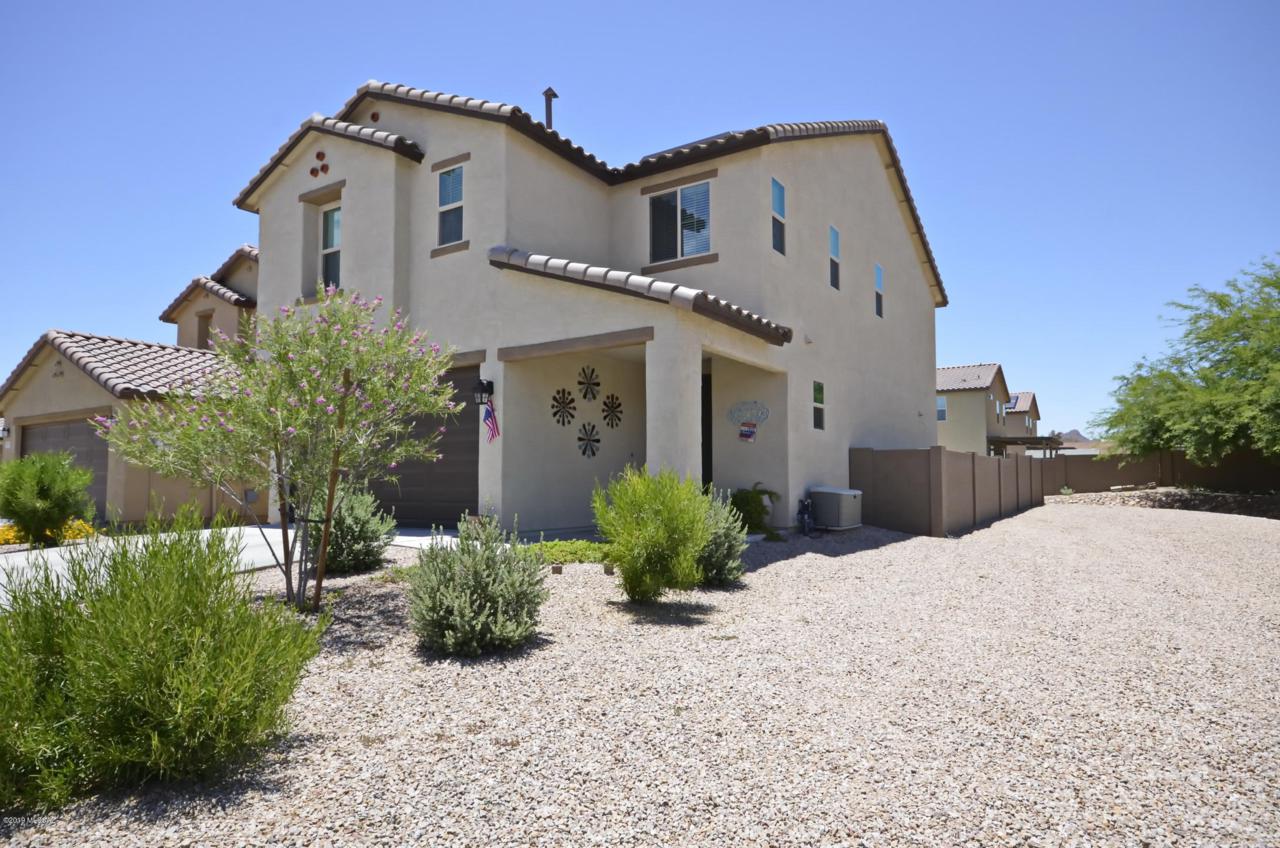 5116 River Run Drive - Photo 1