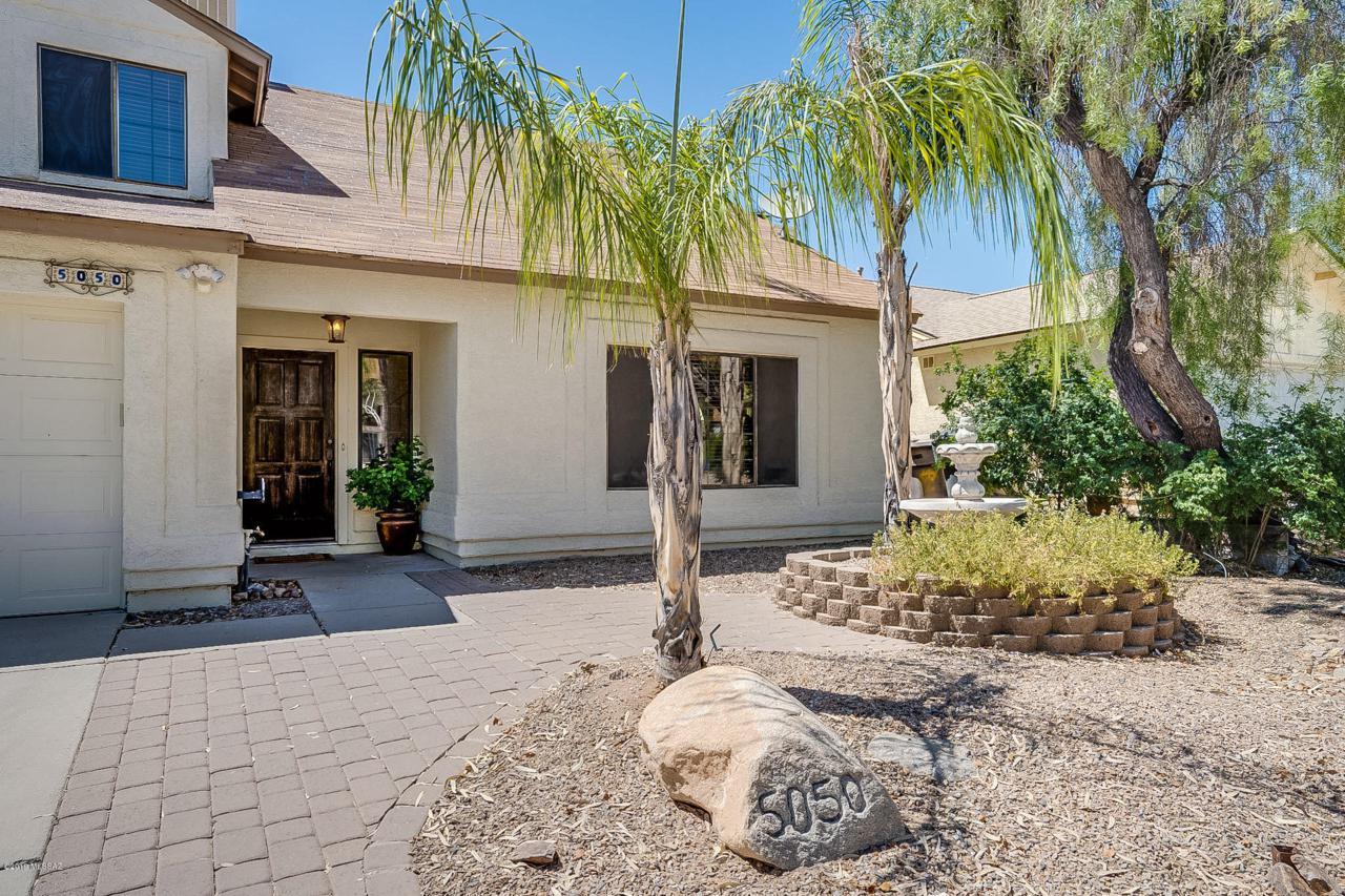 5050 Nighthawk Way - Photo 1