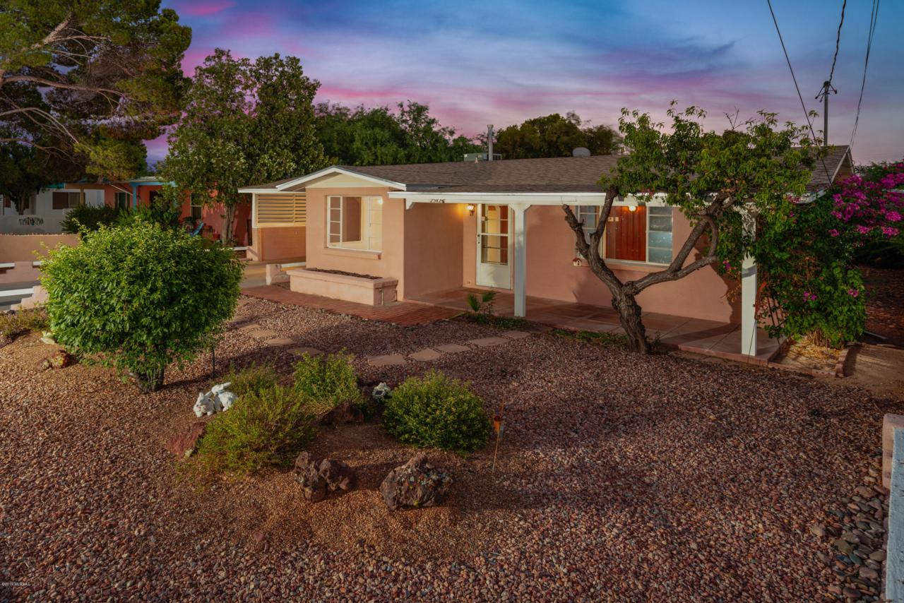2542 Halcyon Road - Photo 1