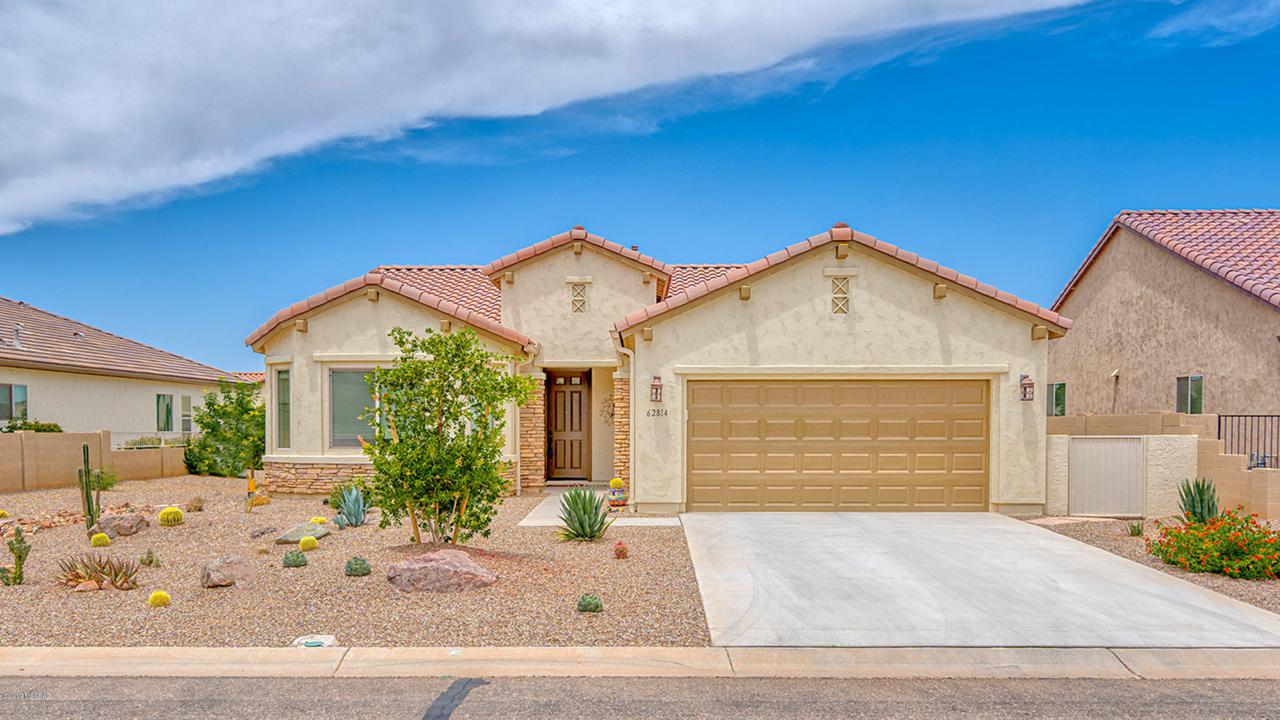 62814 Silkwood Way - Photo 1