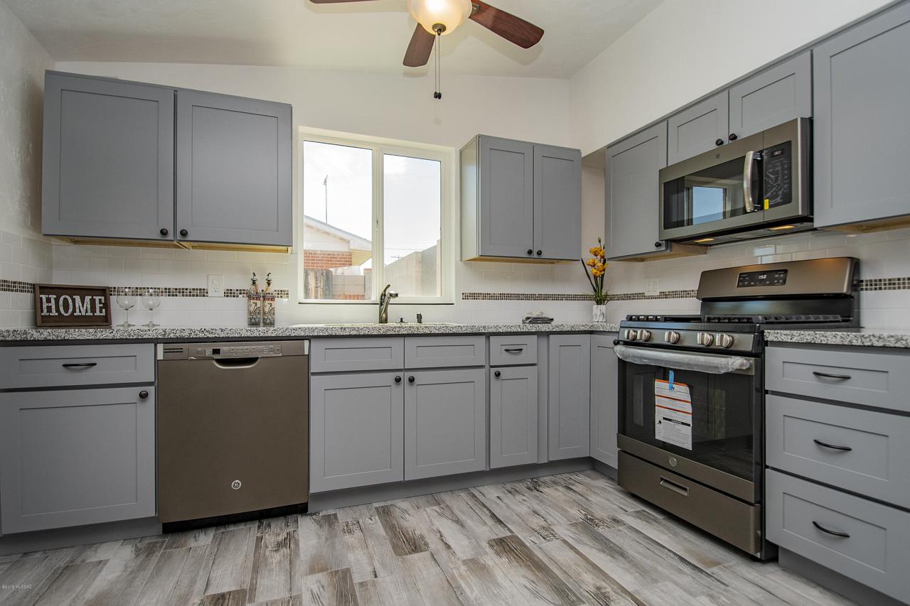 7322 Beverly Drive - Photo 1
