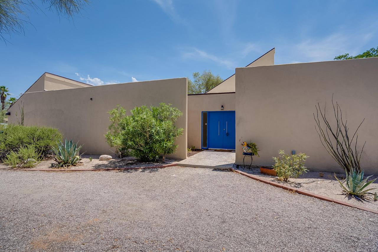 7070 La Canada Drive - Photo 1