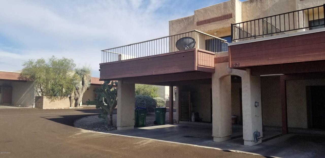 621 Calle De Las Lomitas - Photo 1