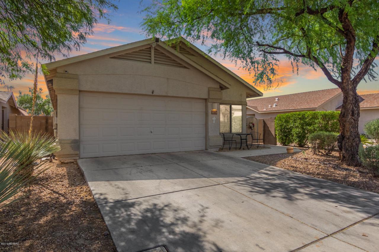 5273 Crowley Lane - Photo 1