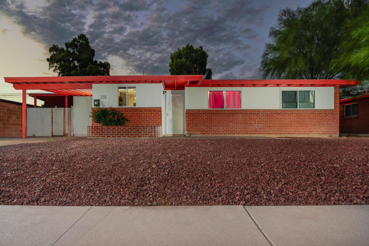 1272 Mcmillan Street - Photo 1