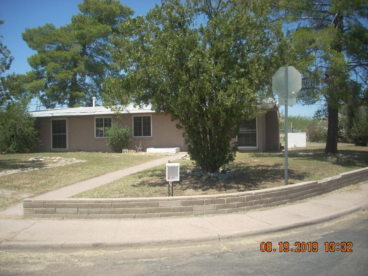 1002 Webb Drive - Photo 1