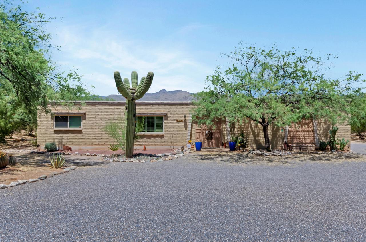 11121 Prince Road - Photo 1