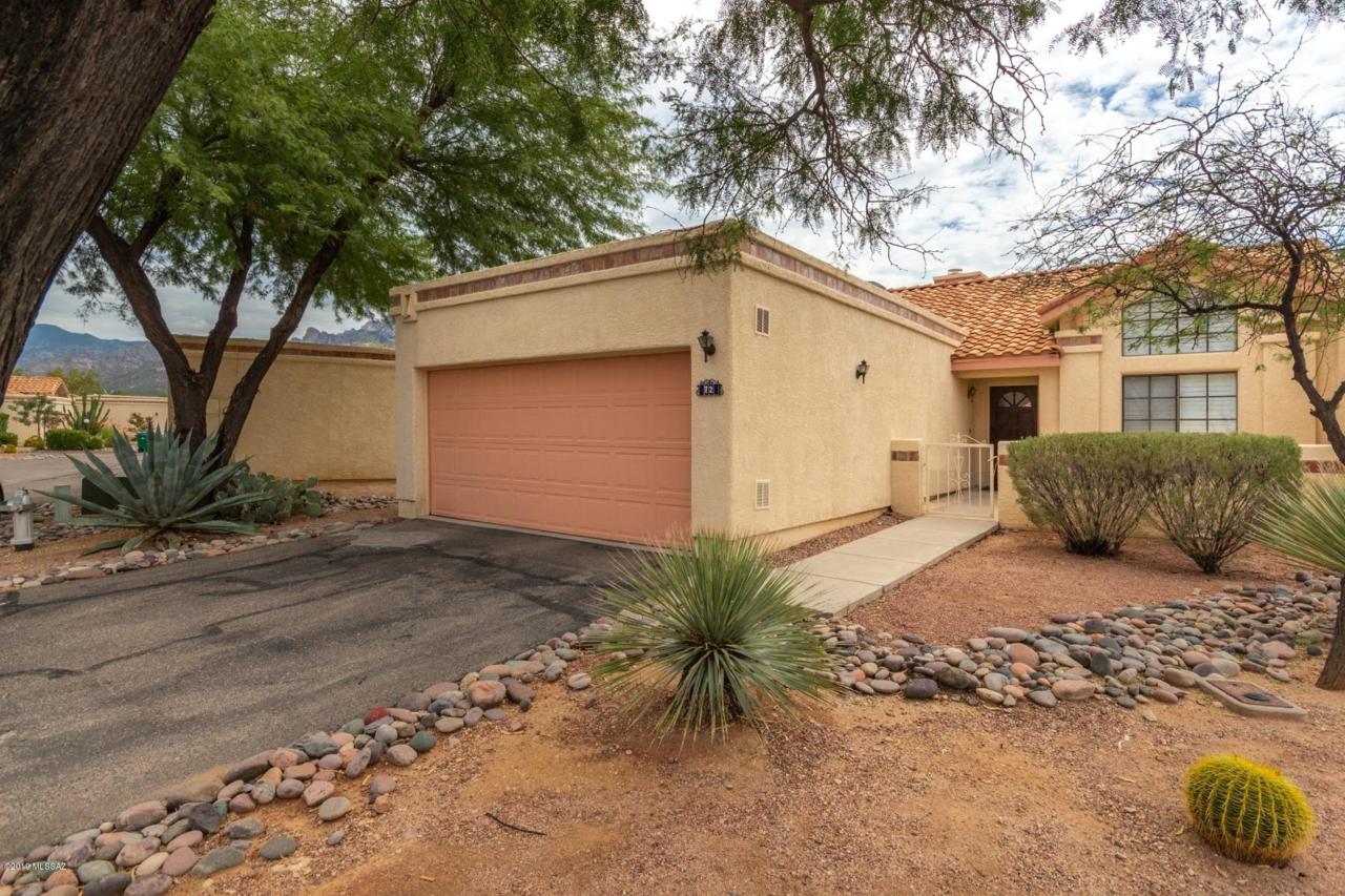 72 Horizon Circle - Photo 1