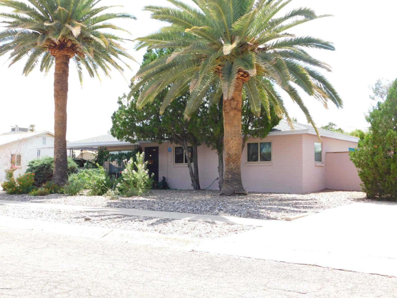 5784 Eastland Street - Photo 1
