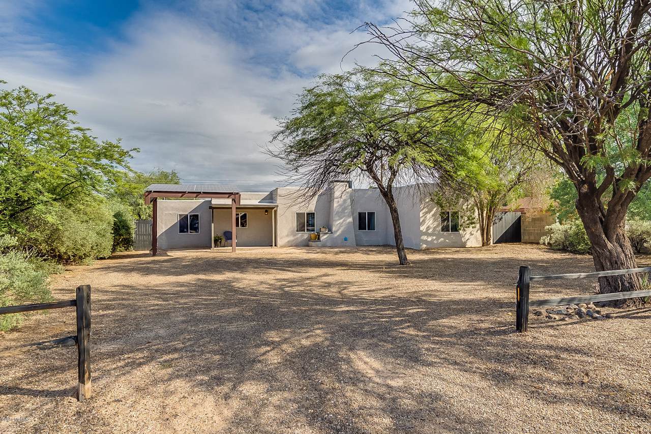 4017 17th Street - Photo 1