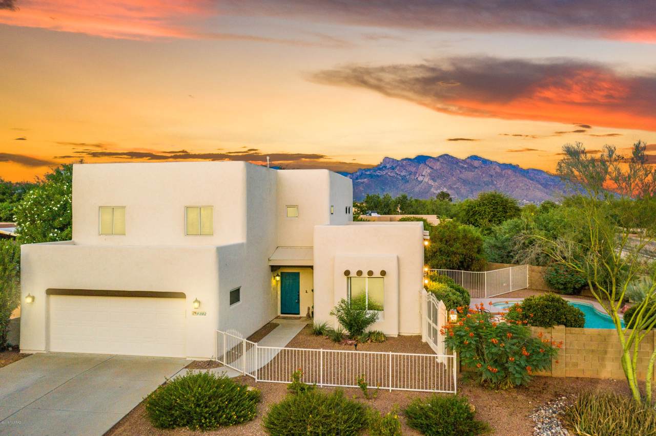 9202 Camino Del Fierro - Photo 1