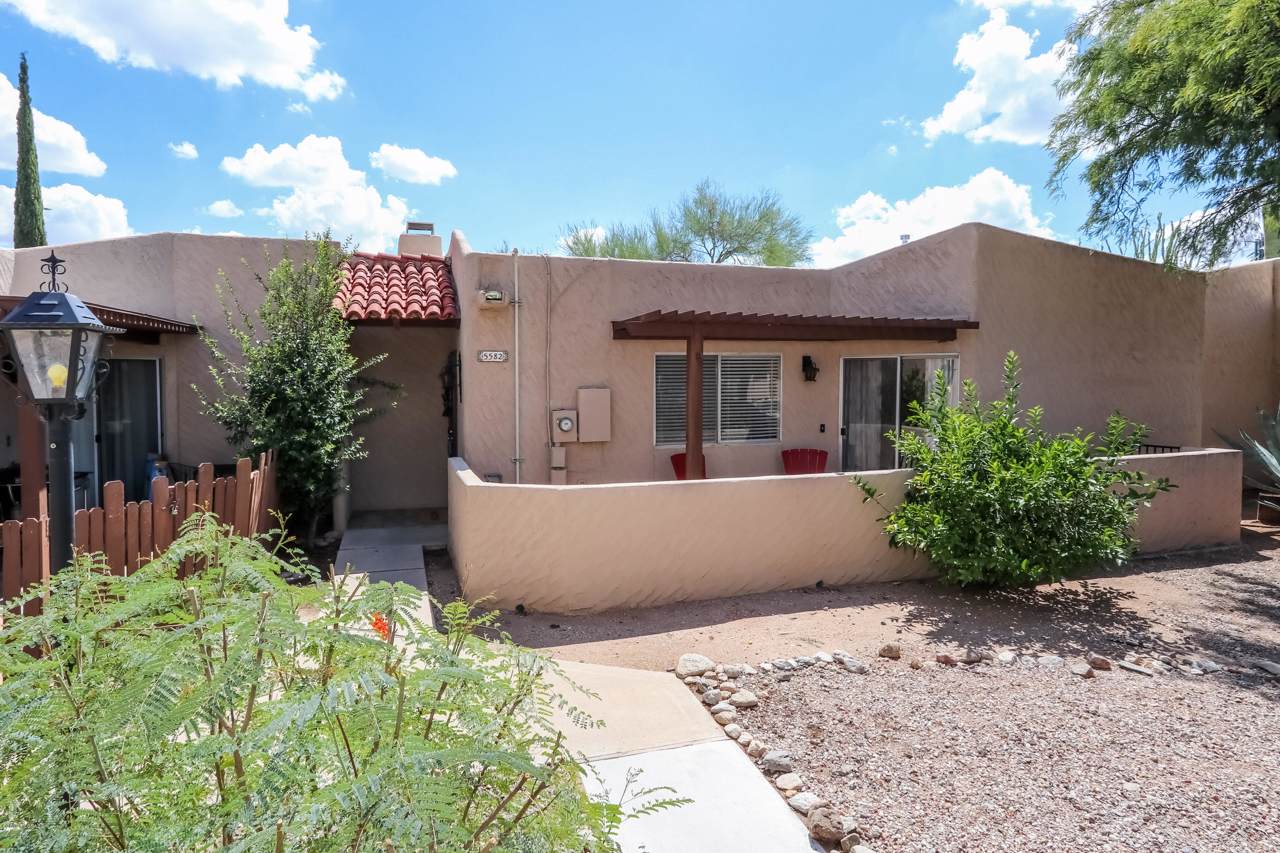 5582 La Casita Drive - Photo 1