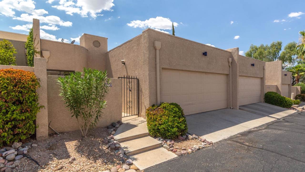 3637 Forgeus Avenue - Photo 1