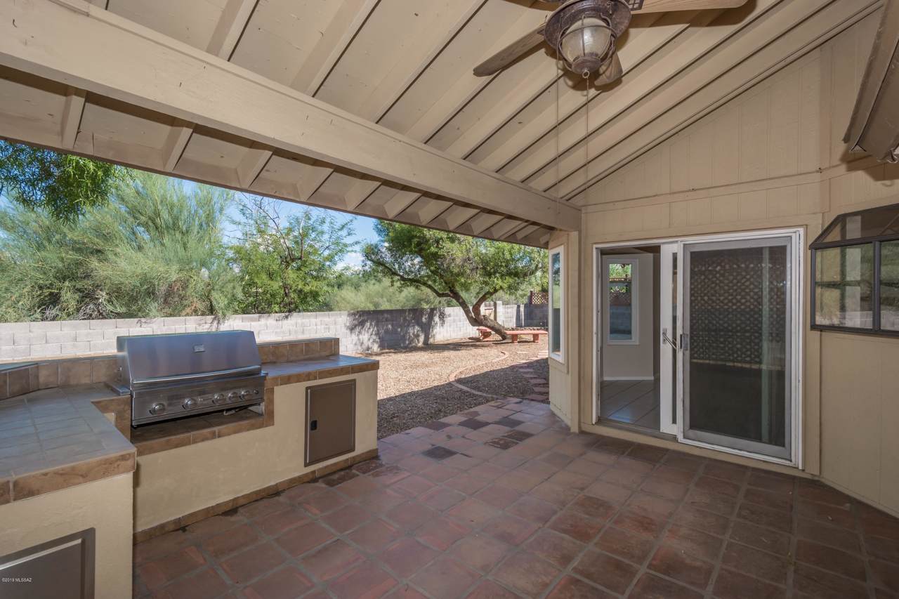 4960 Hardy Road - Photo 1