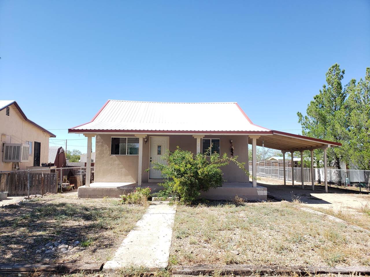 580 Tucson Avenue - Photo 1