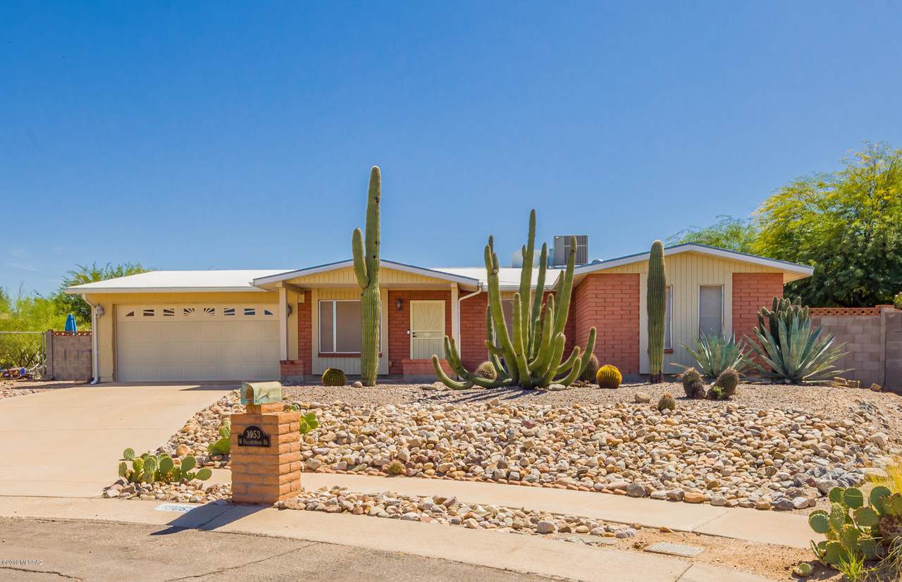 3953 Orangewood Drive - Photo 1