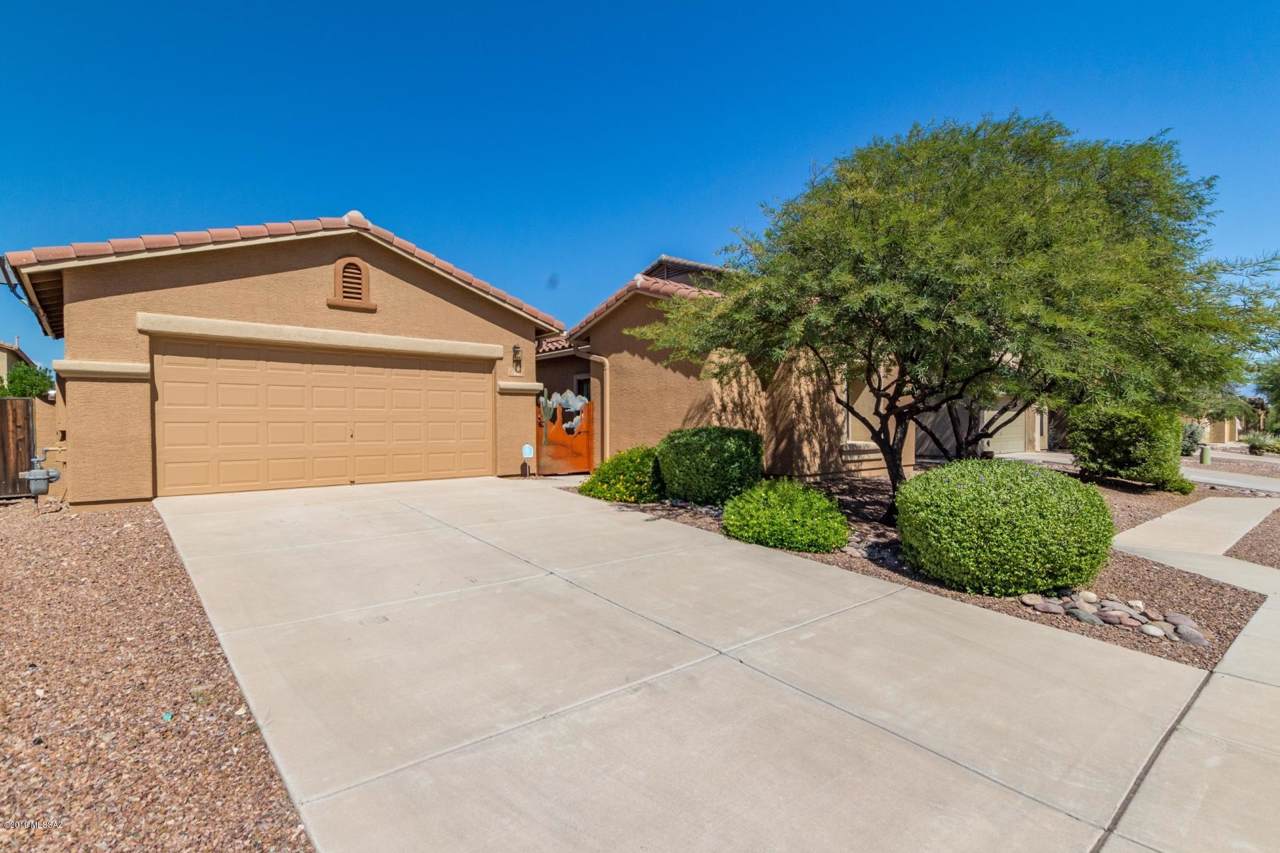 10621 Avalon Park Street - Photo 1