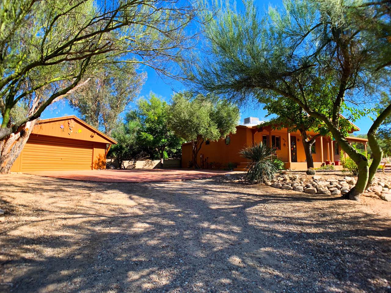 11888 Oracle Road - Photo 1