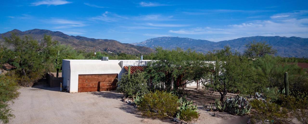 4220 Gunpoint Drive - Photo 1