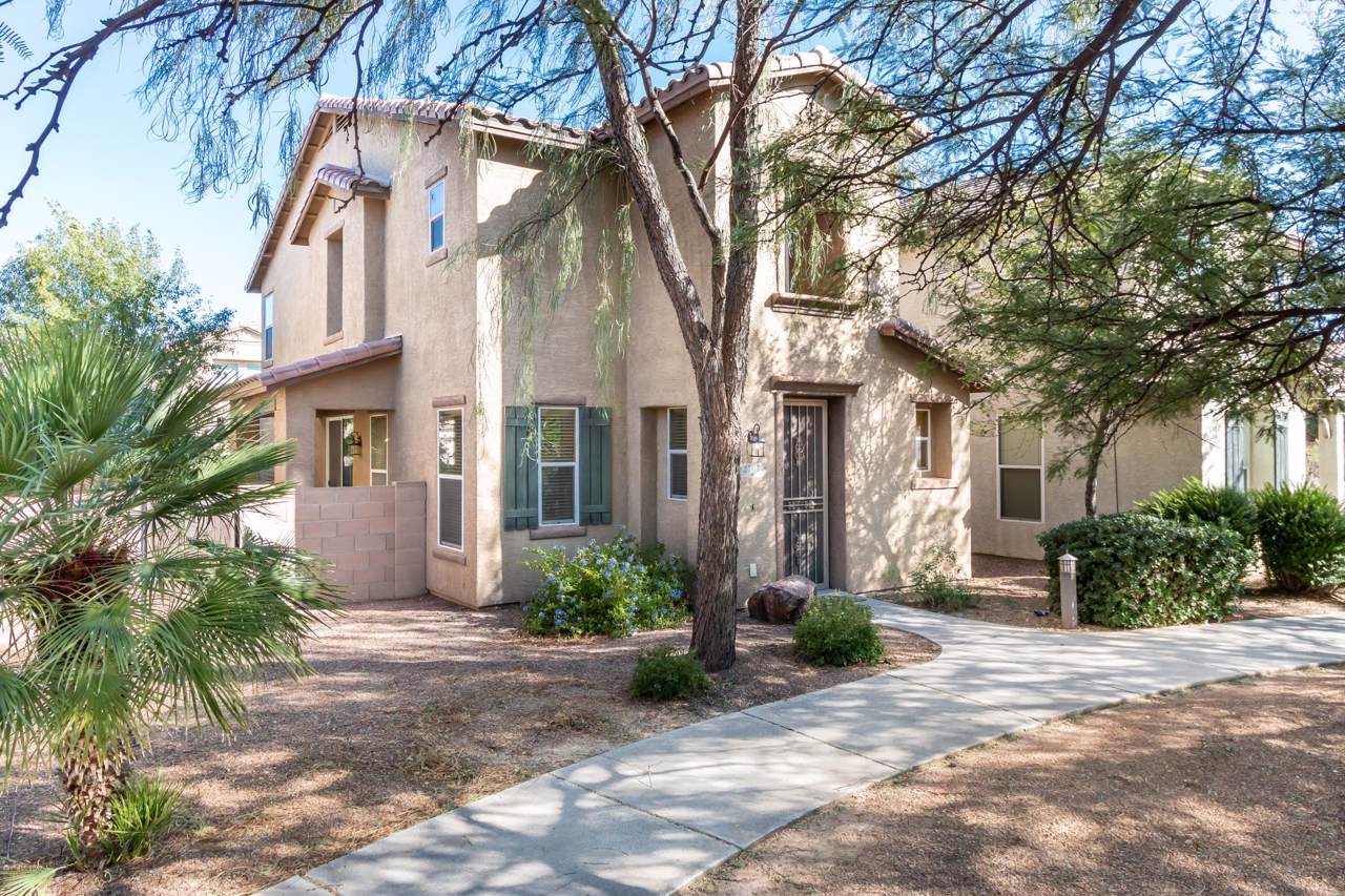 2707 Neruda Lane - Photo 1