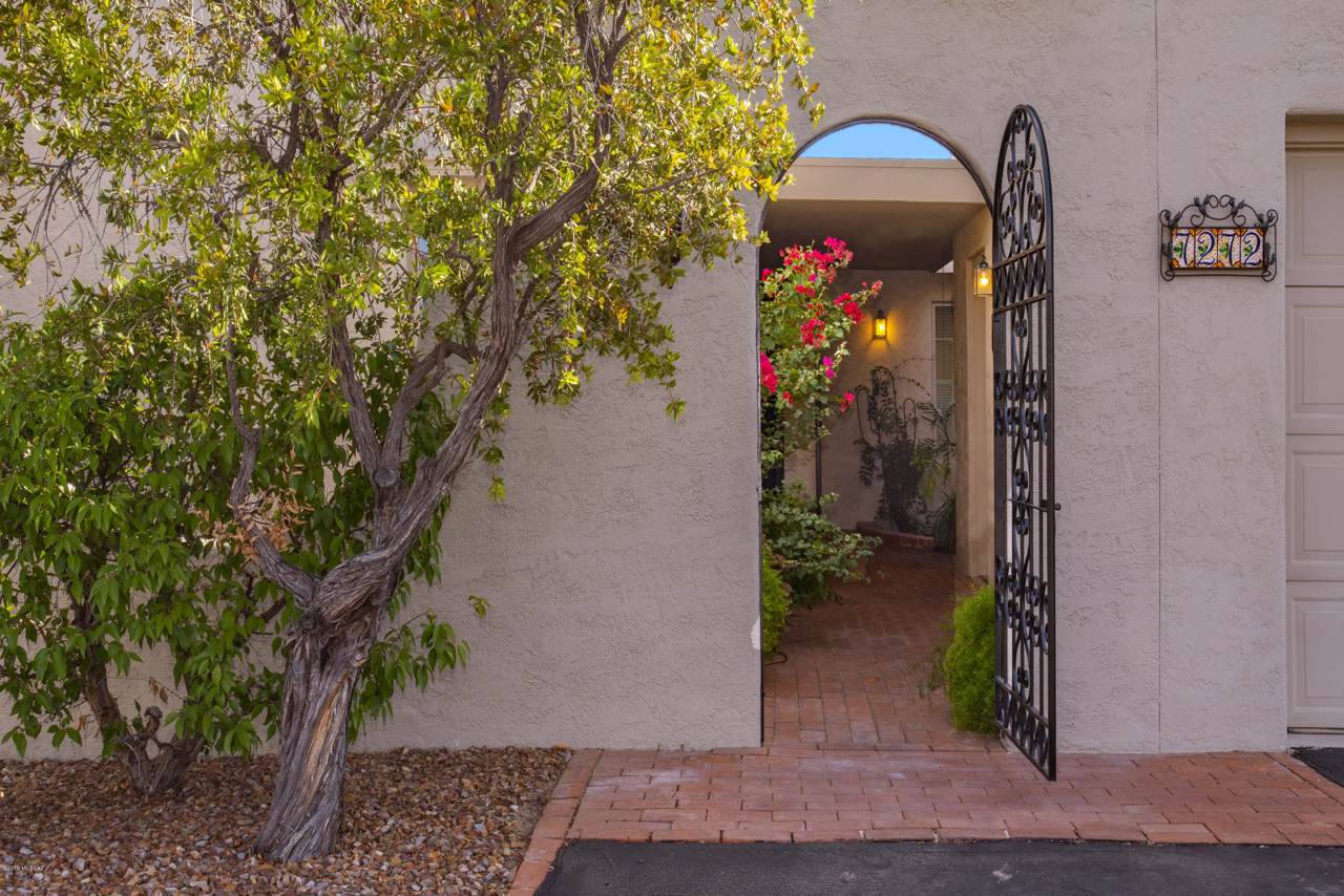 7272 Camino Valle Verde - Photo 1