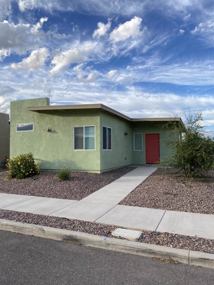 3026 Dasylirion Drive - Photo 1