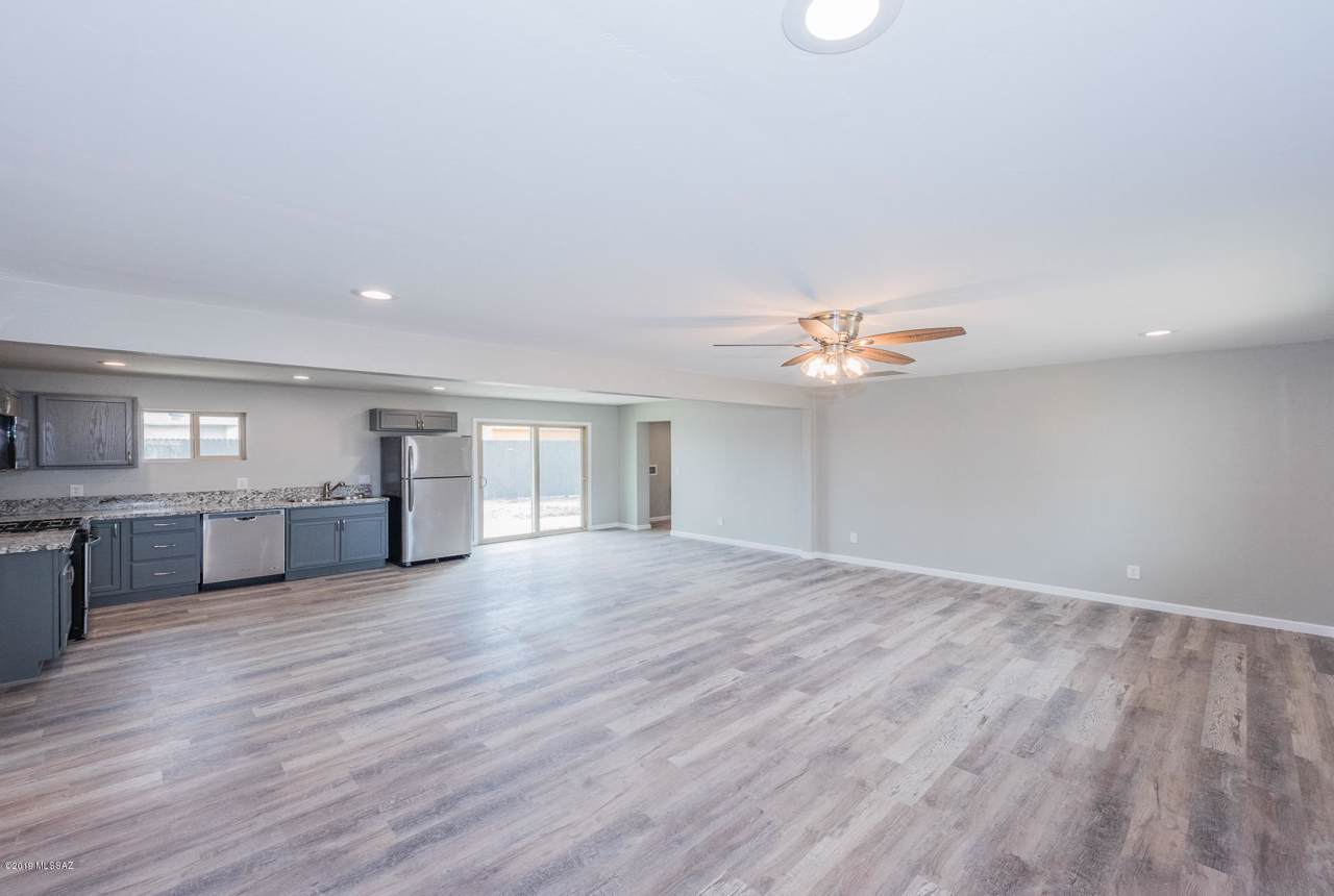 801 Mesa Avenue - Photo 1