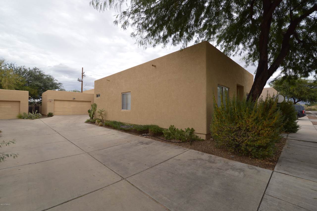 8535 Seabury Court - Photo 1