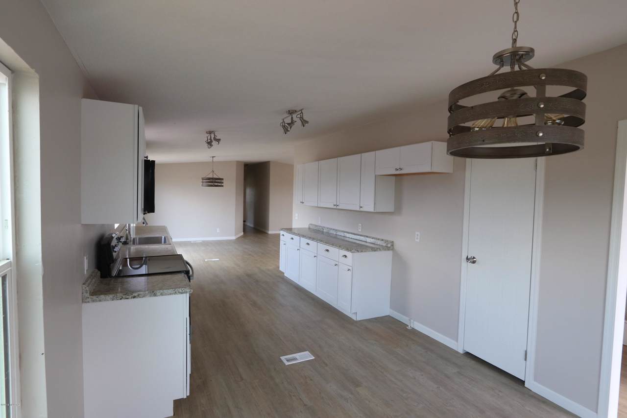 11570 Park Road - Photo 1
