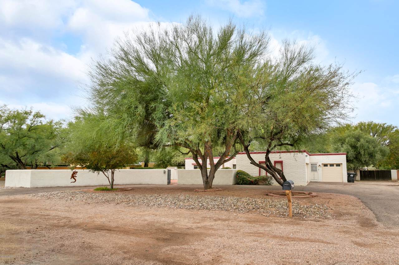 2115 Soldier Trail - Photo 1