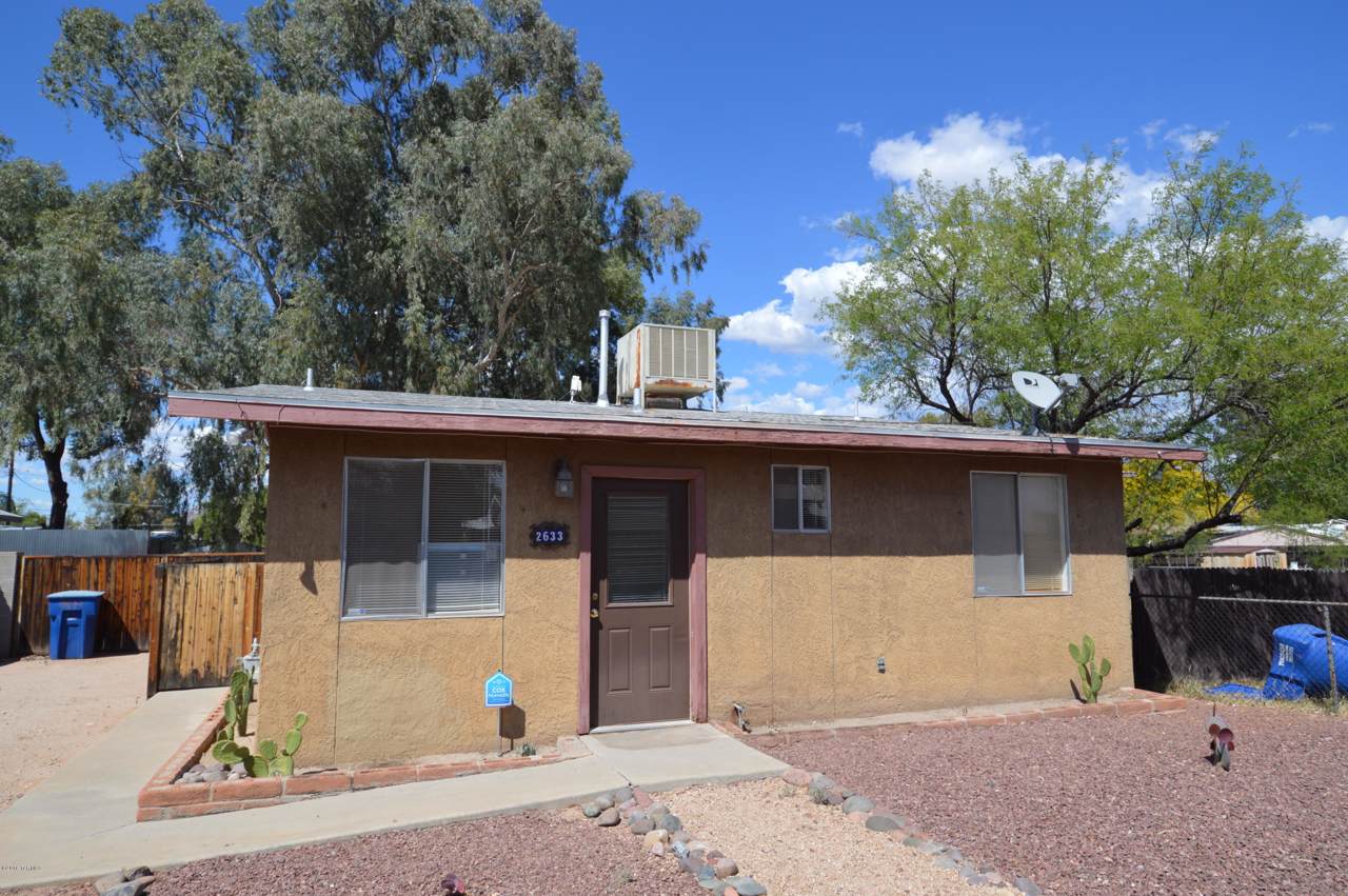 2633 Silver Street - Photo 1