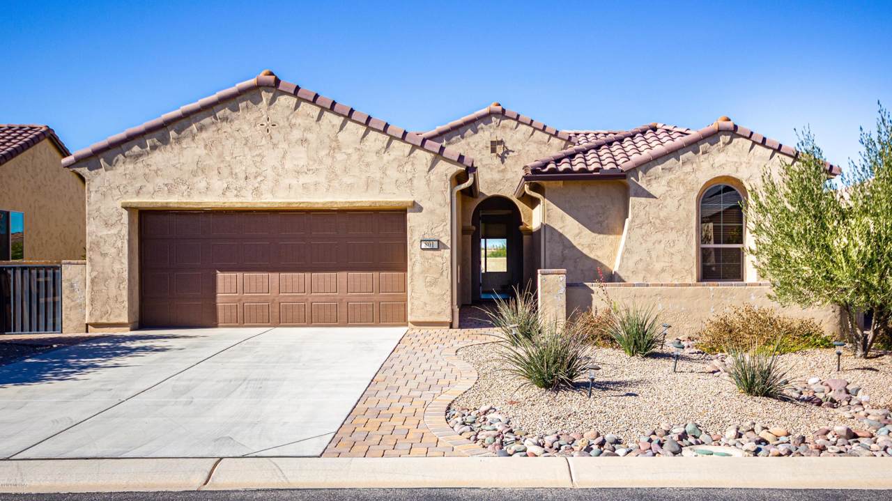 801 Copper View Drive - Photo 1