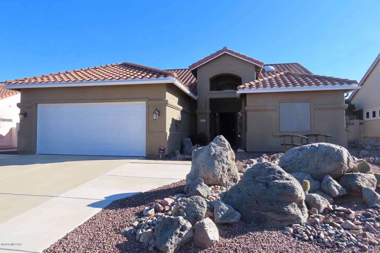 2582 Coral Brooke Drive - Photo 1