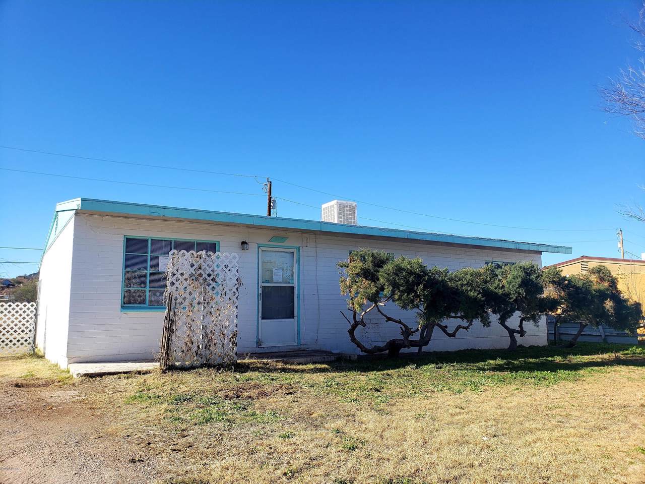 247 Scott Avenue - Photo 1