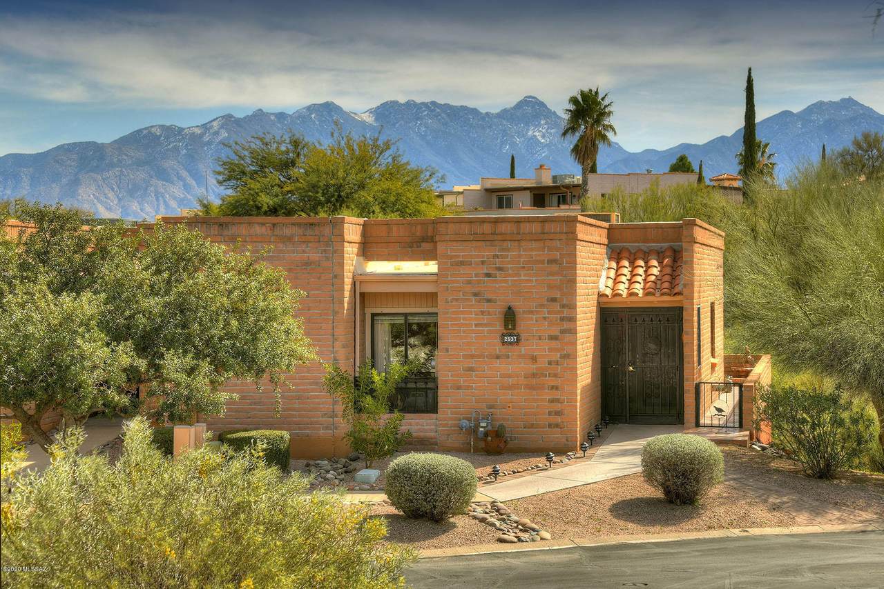 2537 Calle De Humes - Photo 1