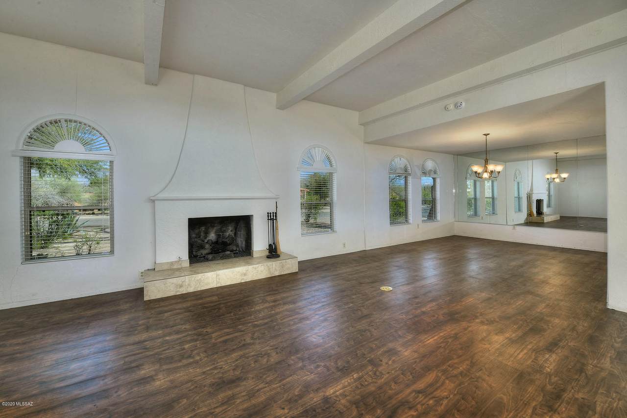 7204 Camino Vecino - Photo 1