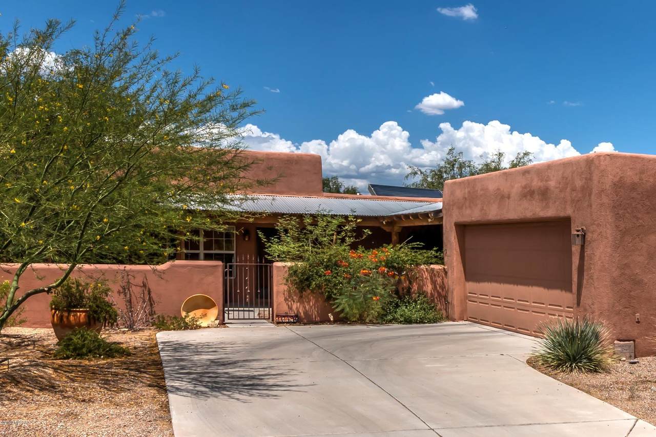 10490 Wayne Moody Lane - Photo 1